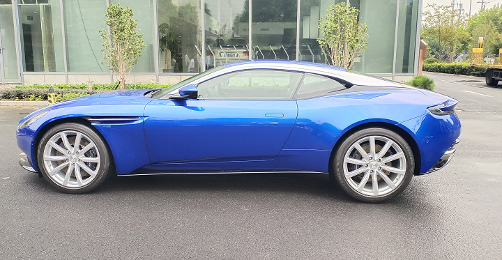 阿斯頓馬丁 DB11 (1).png
