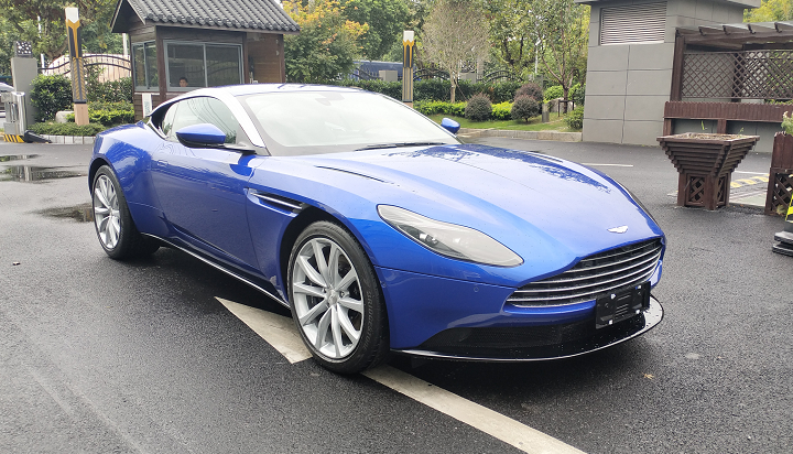 阿斯頓馬丁 DB11 (9).png